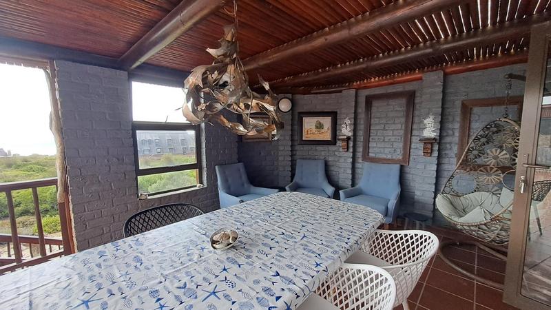 5 Bedroom Property for Sale in Stilbaai Wes Western Cape